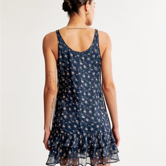 Abercrombie Dress - Picture 2 of 4